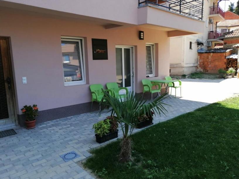 Apartments J&M أوهغيد المظهر الخارجي الصورة